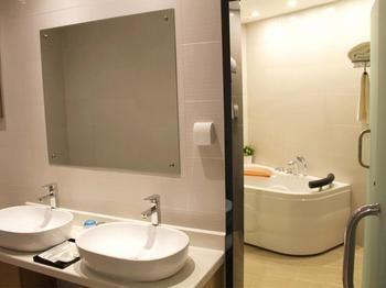 Lisa Hotel Chaoyang  Exterior foto